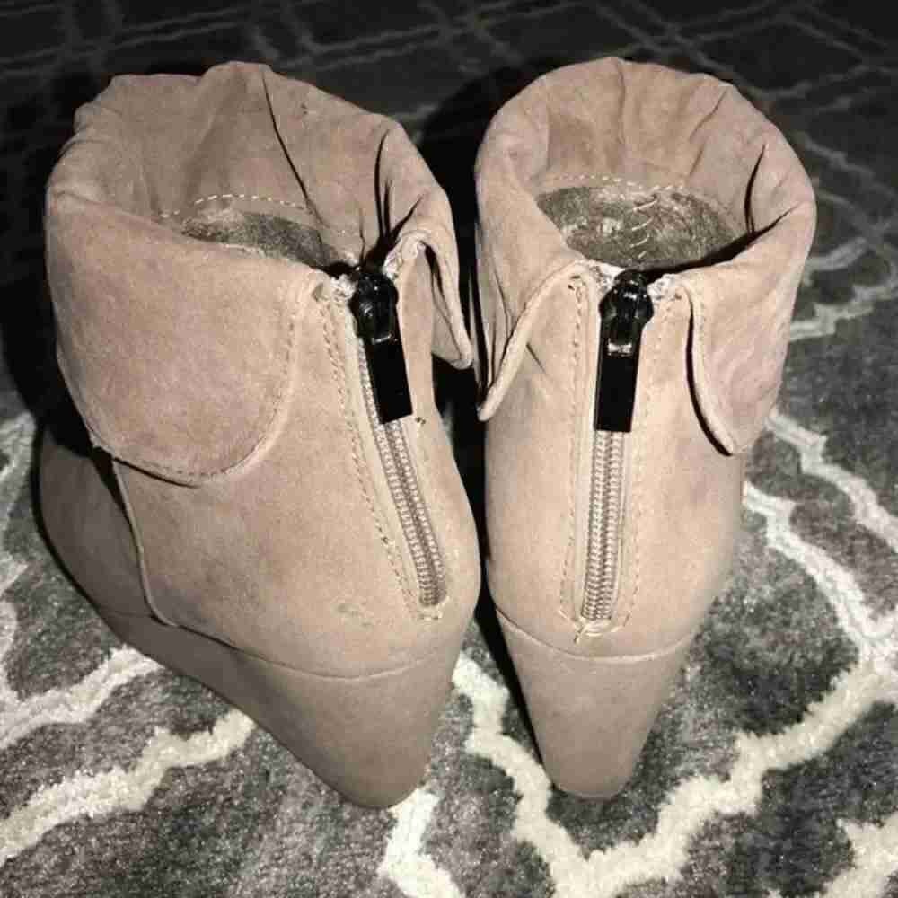 Women's Tan Ankle Boots - Picture 2 of 4